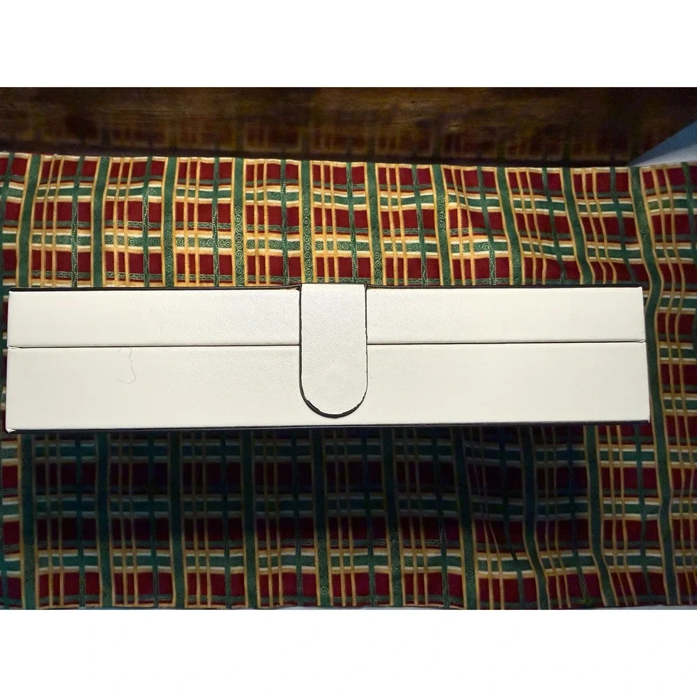 Radley London White Faux Leather Jewelry Box Organizer Case Gold Logo
